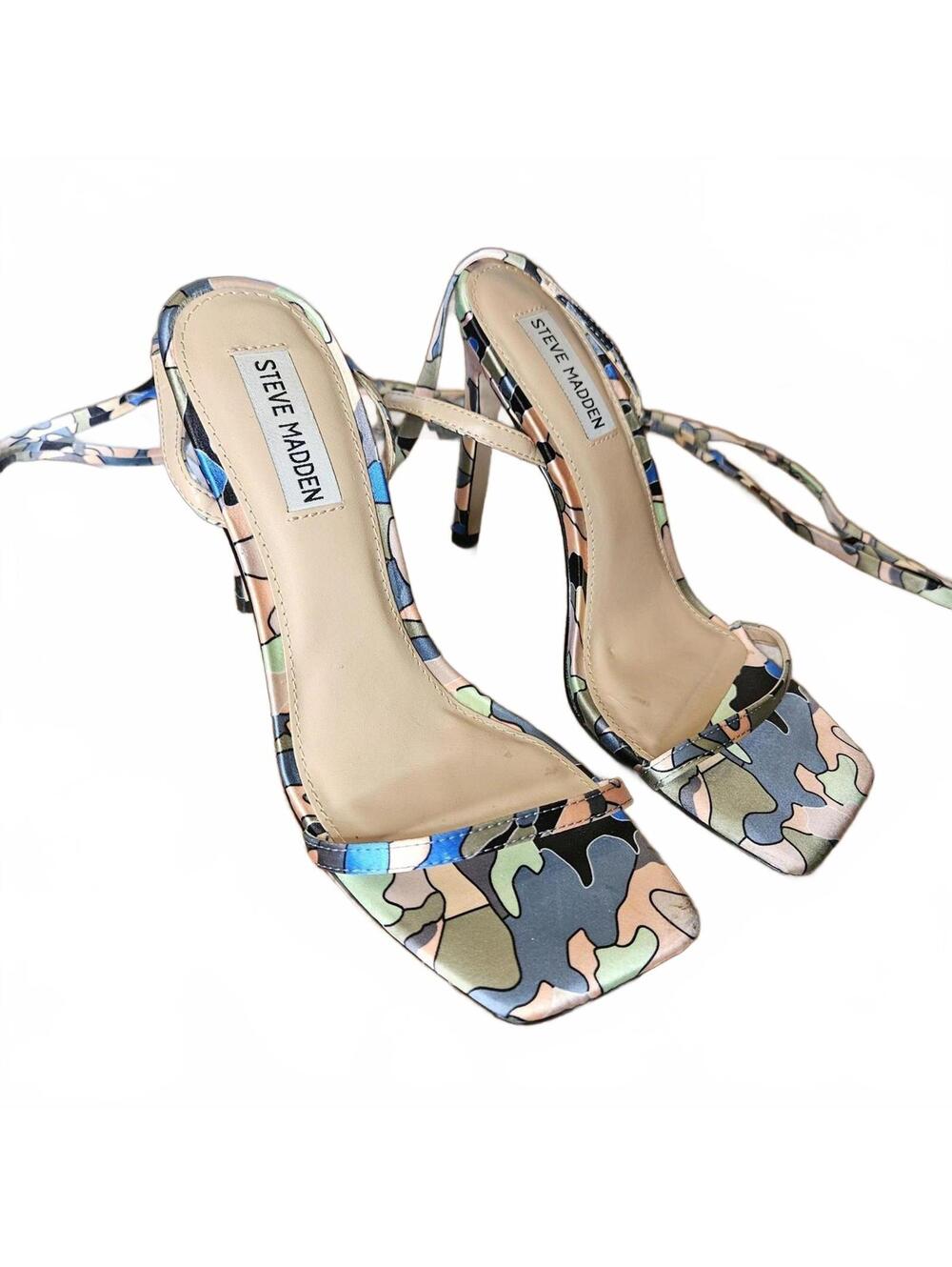 Womans Steve Madden Strappy uplift heals size 8, fairy, boho, whimsical